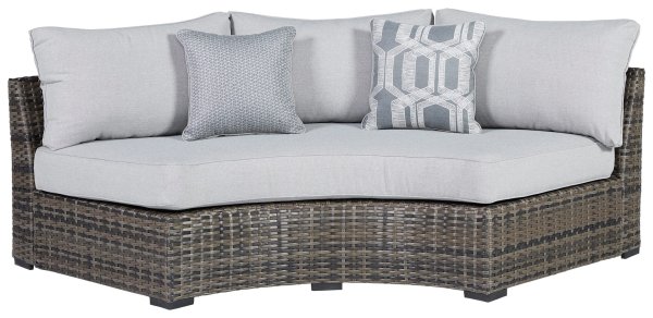 Harbor Court Curved Loveseat With Cushion